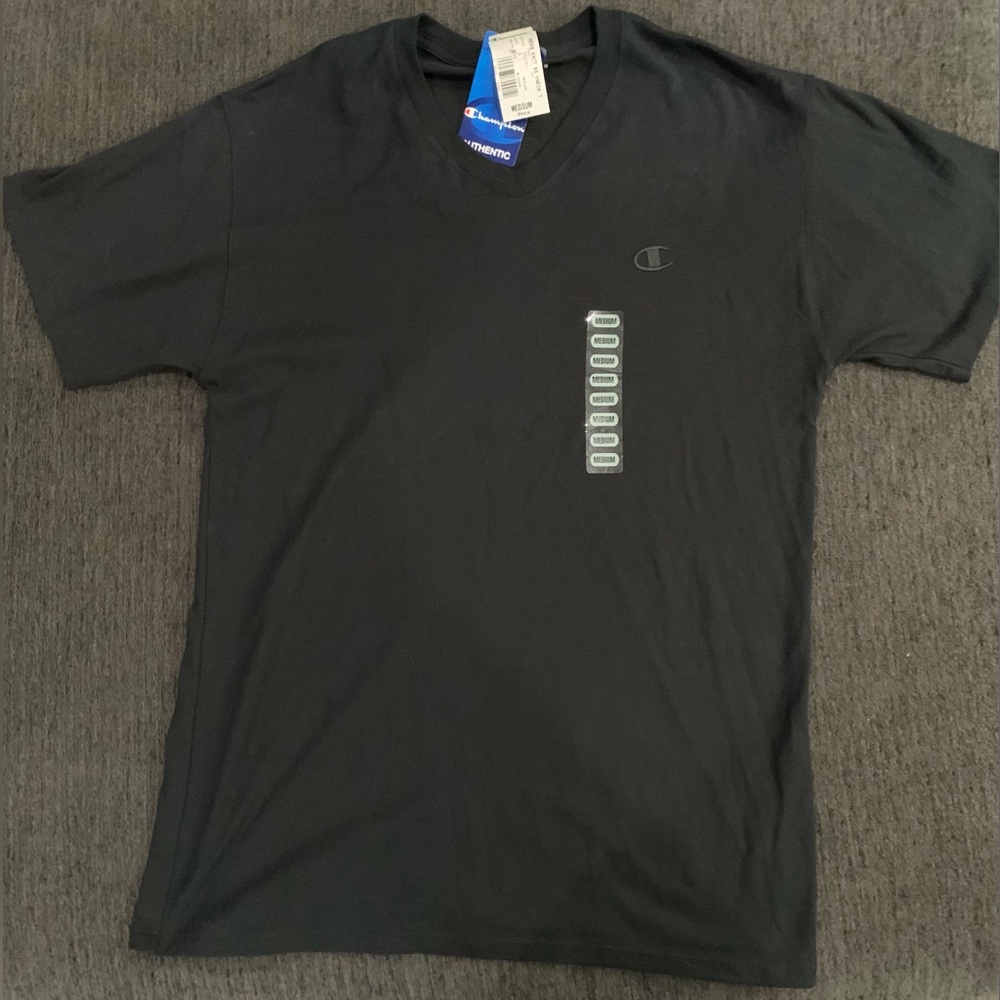 Men’s Champion V-Neck T-Shirt Size Large NWT